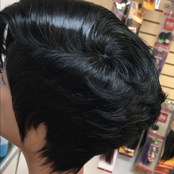 Wig - Picture 5 of 5